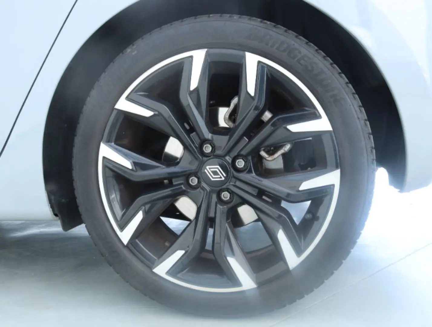 RENAULT CLIO 1.6 E-Tech 145 Techno Auto