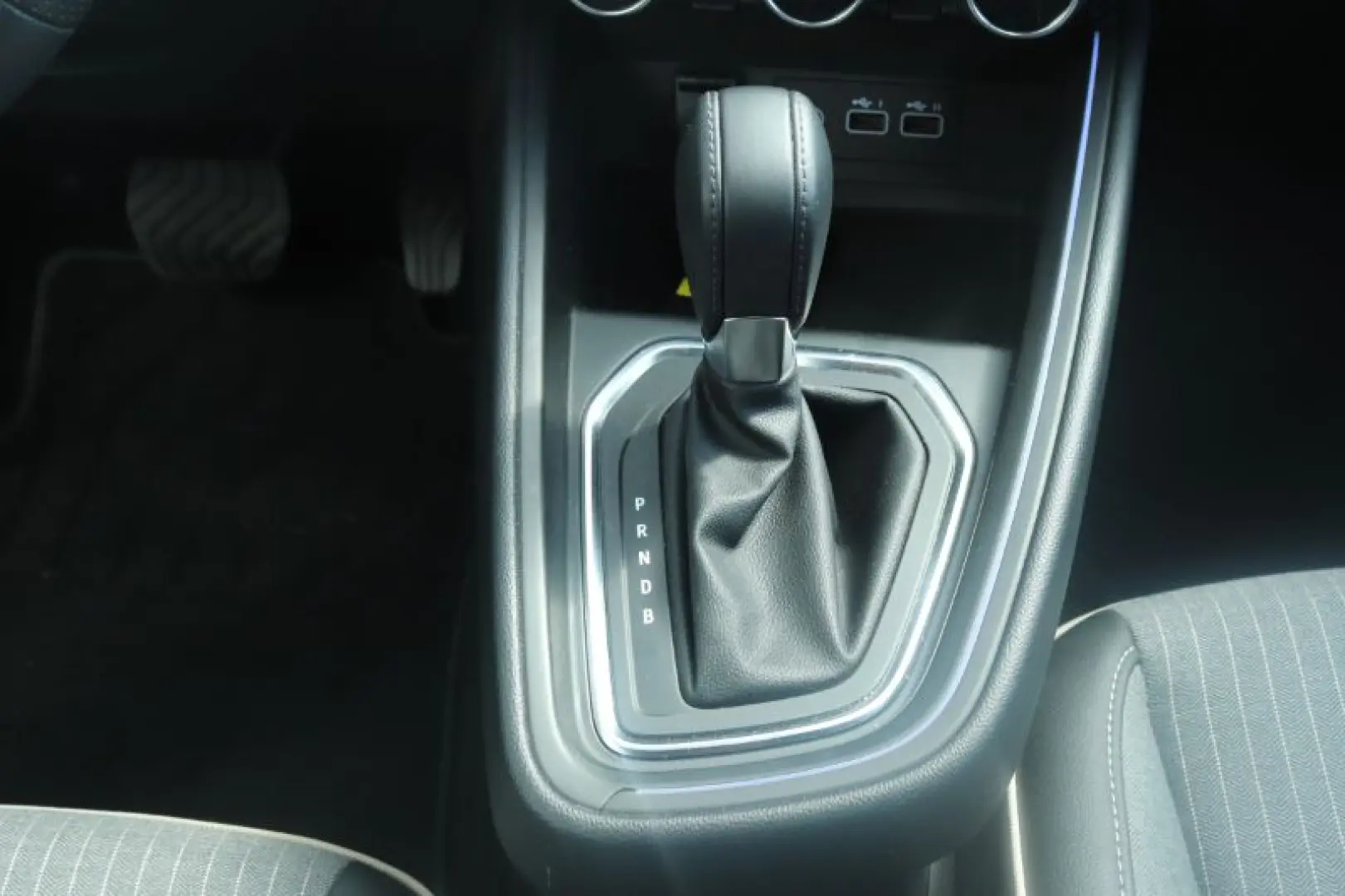 RENAULT CLIO 1.6 E-Tech 145 Techno Auto