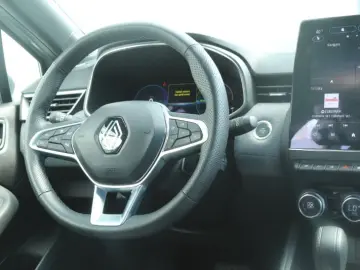RENAULT CLIO 1.6 E-Tech 145 Techno Auto