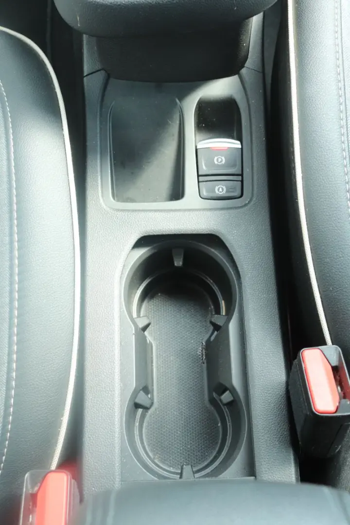 RENAULT CLIO 1.6 E-Tech 145 Techno Auto
