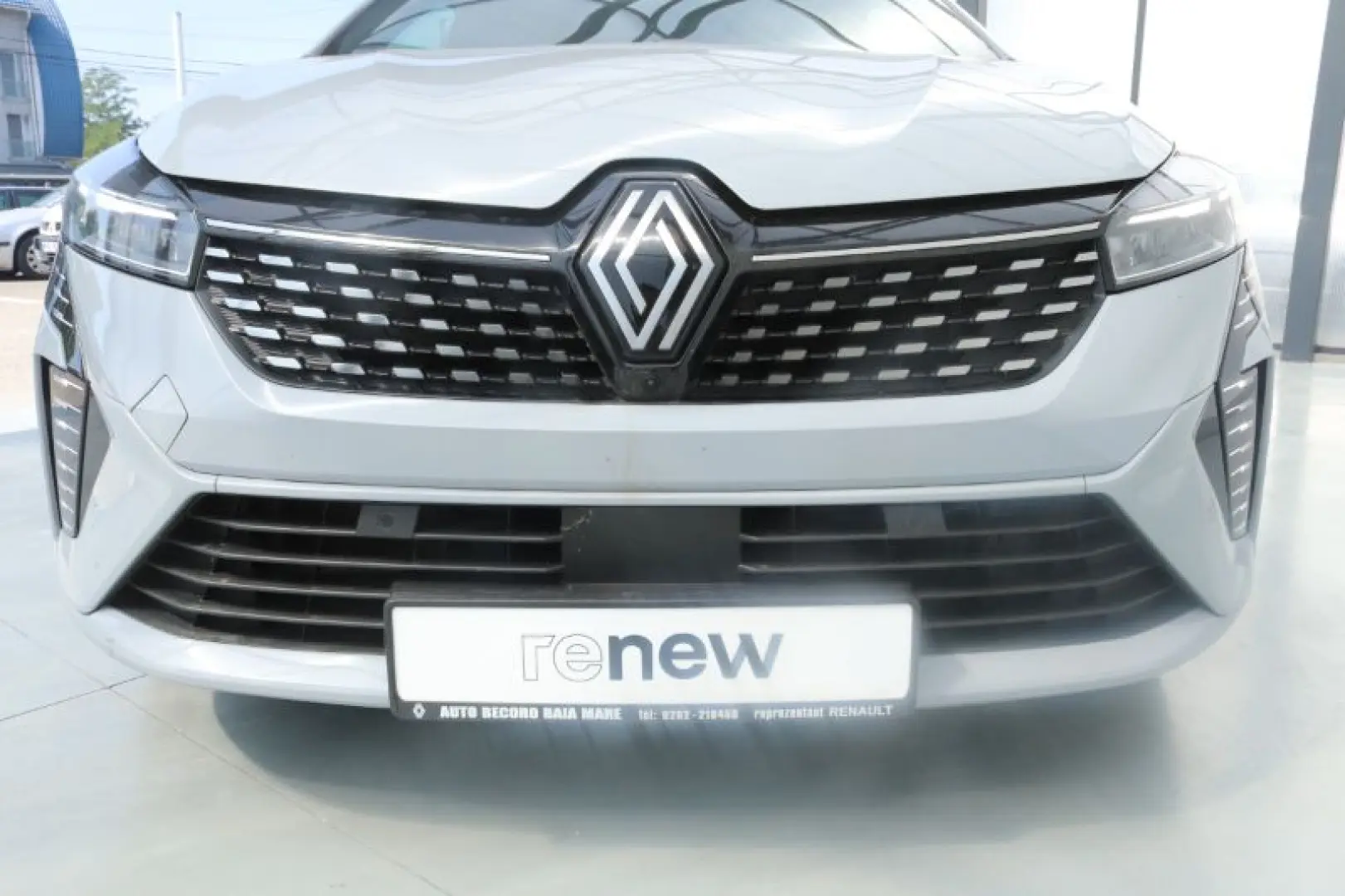 RENAULT CLIO 1.6 E-Tech 145 Techno Auto