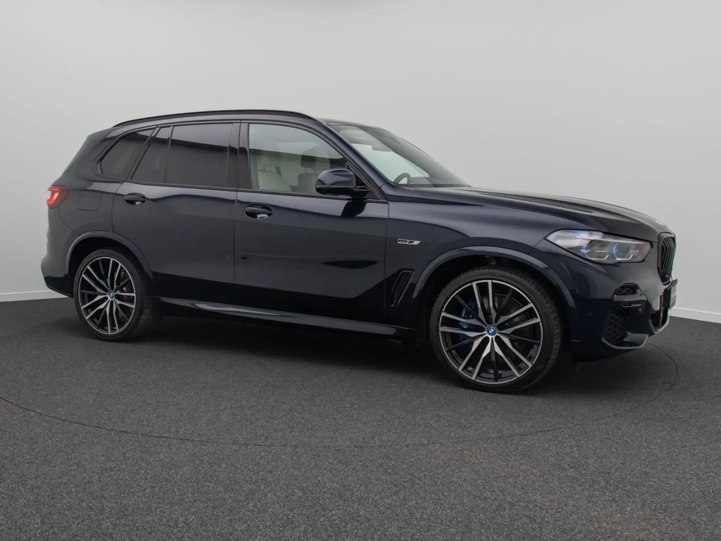 X5 xD45e M Sport 360°Laser HUD DAB HiFi AHK 22