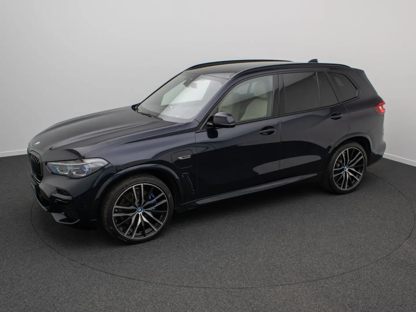 X5 xD45e M Sport 360°Laser HUD DAB HiFi AHK 22