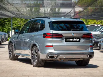X5 30d M SPORT.DR.ASS.LUFTFE.SOFTCL.PANO.AHK.H/K