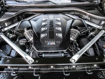 X6 M60i Integal-Aktivlenk. AHK Navi h/k RKam HUD