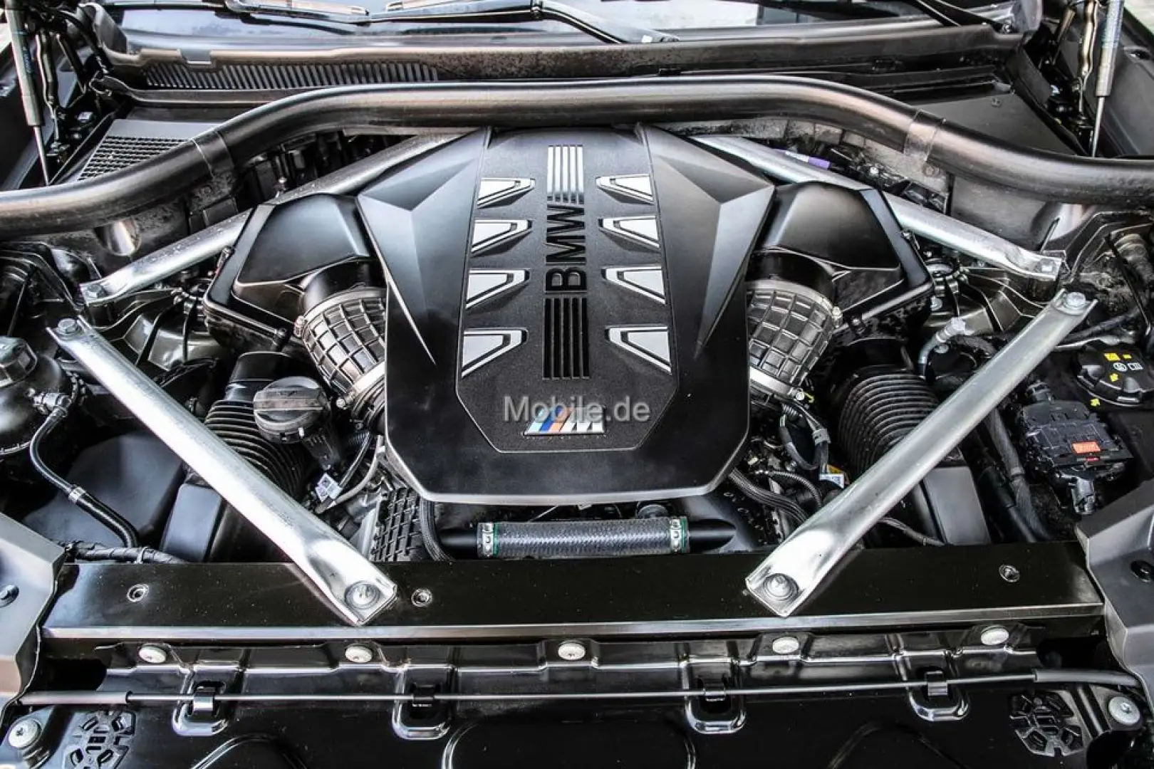 X6 M60i Integal-Aktivlenk. AHK Navi h/k RKam HUD