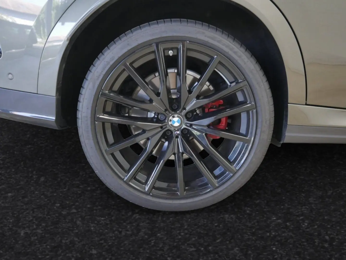 X6 M60i xDrive AHK|Pano|DA-Prof.|Head-Up|H/K