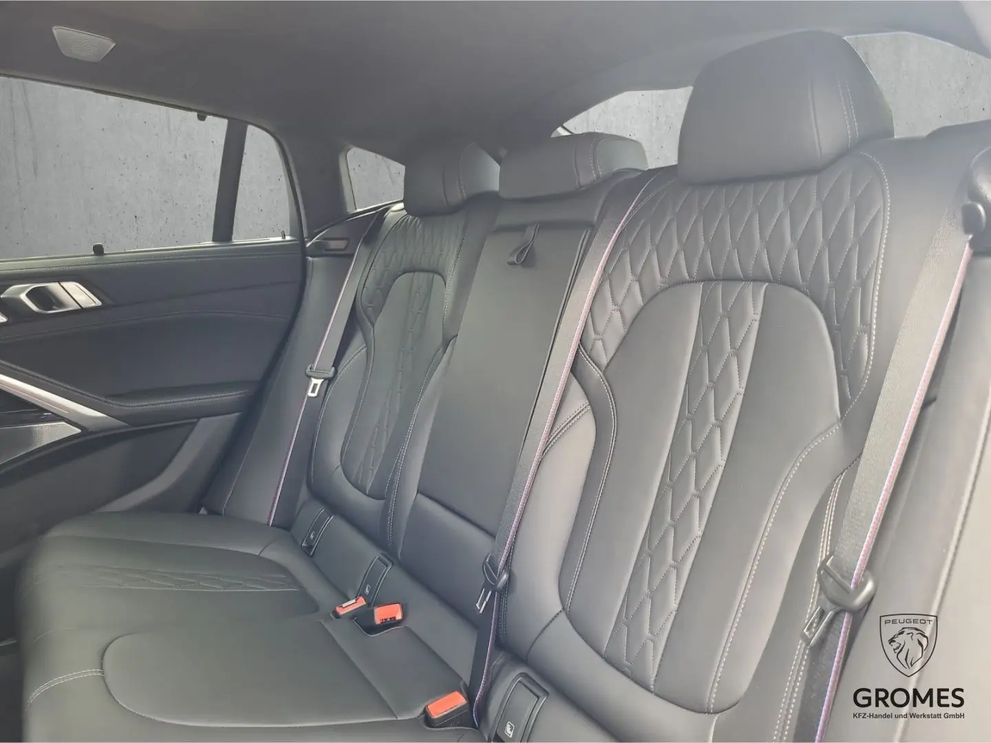 X6 M60 xDrive Sportpaket HUD AD StandHZG AHK-kla