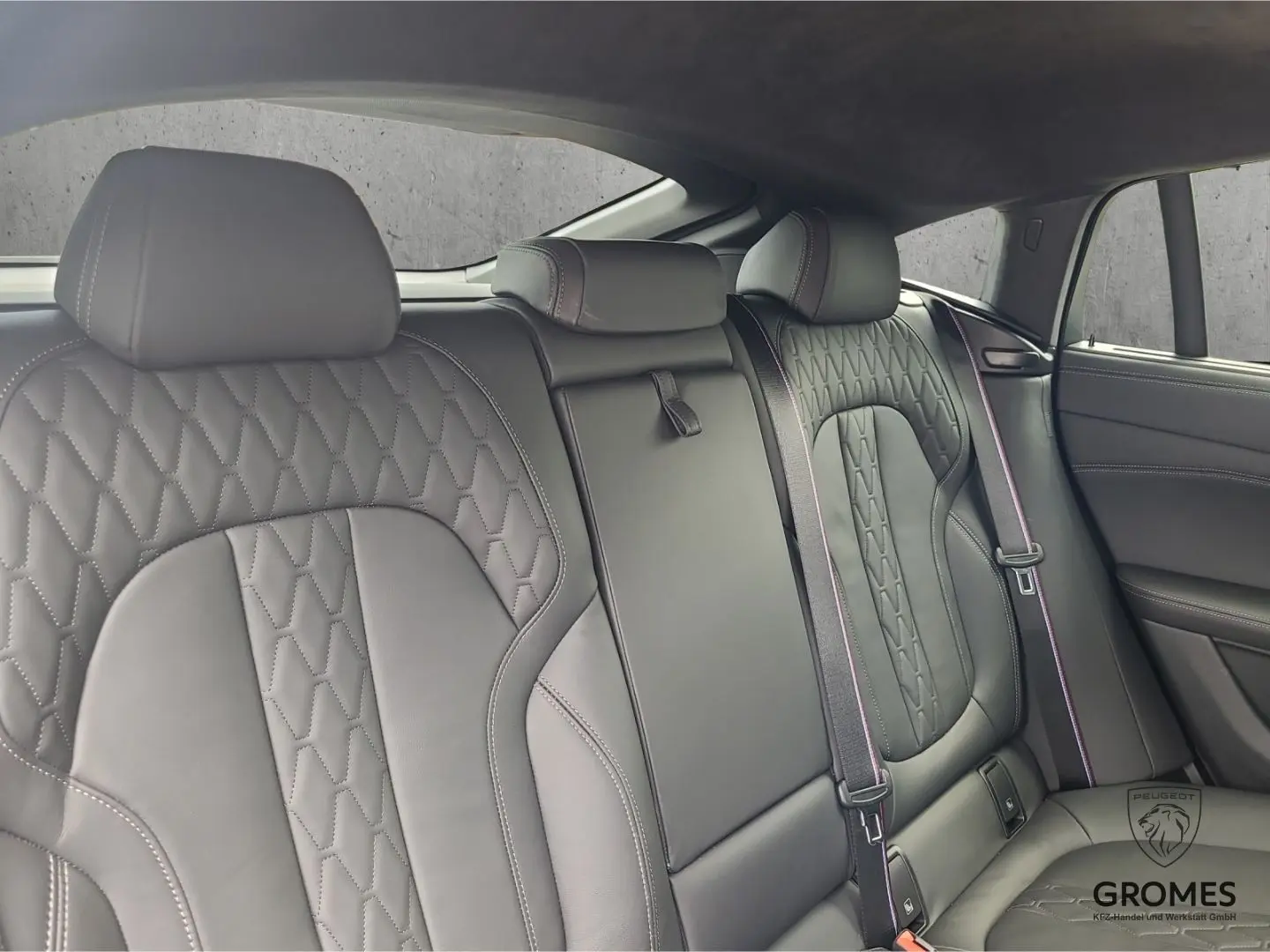 X6 M60 xDrive Sportpaket HUD AD StandHZG AHK-kla