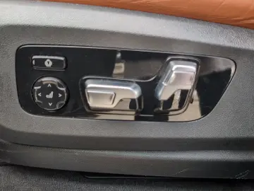 X5 M60i xDrive SITZBELÜFTUNG | CARBON UMBAU