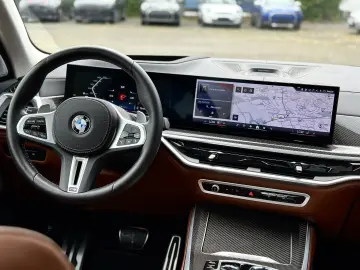 X5 M60i xDrive Sportpaket Pro Soft/Close AHK Kli
