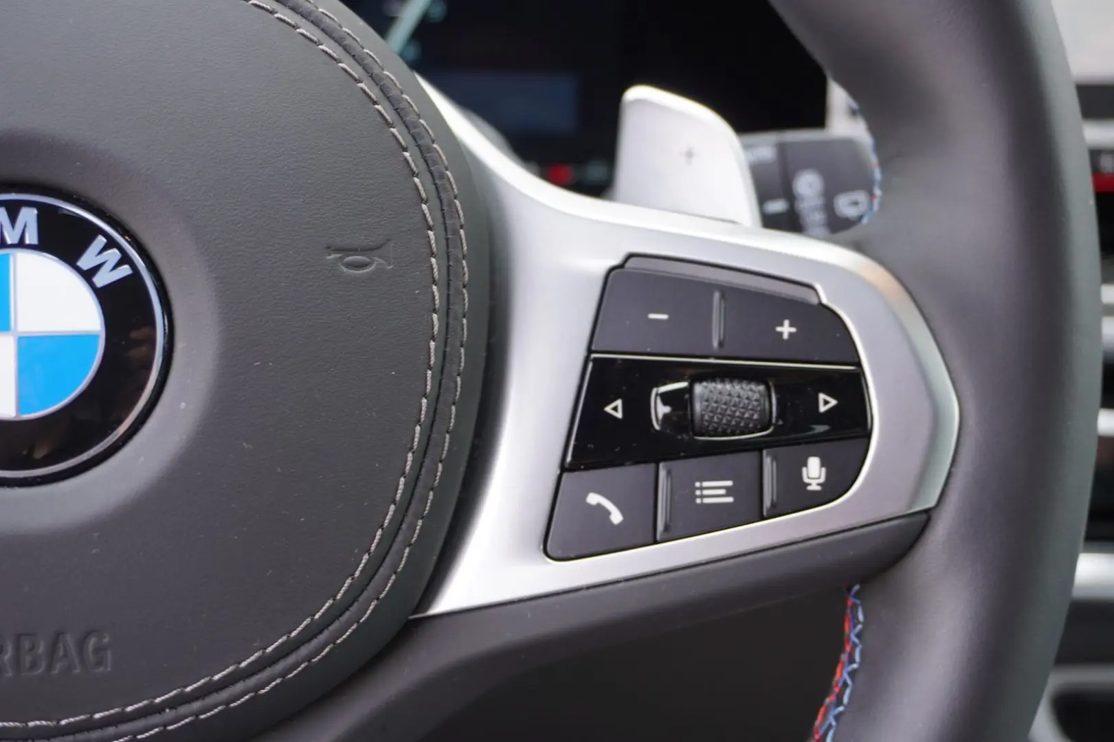 X5 M60i xDrive M Sport PRO Glasdach ACC 360Kamer
