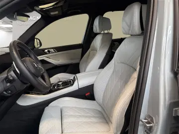 X5 M60i xDrive