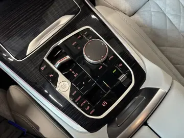 X5 M60i xDrive