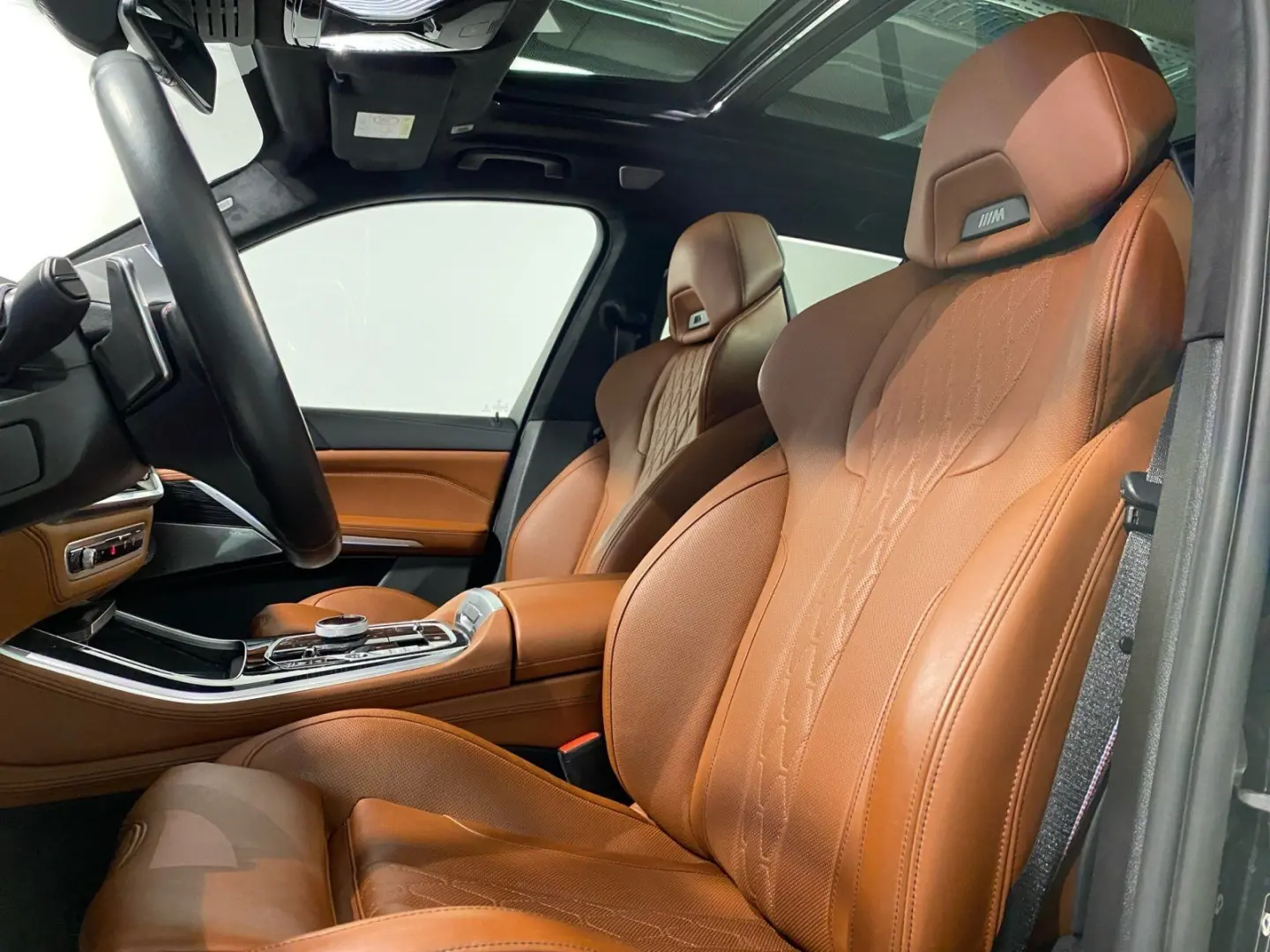 X5 M60i xDrive M Sport Massage Bowers & Wilkins