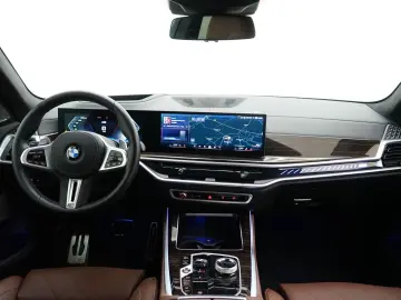 X5 M60i xDrive [SkyLounge, HK Sound, DA Prof.]