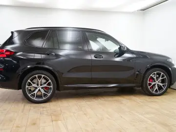 X5 M60i xDrive [SkyLounge, HK Sound, DA Prof.]