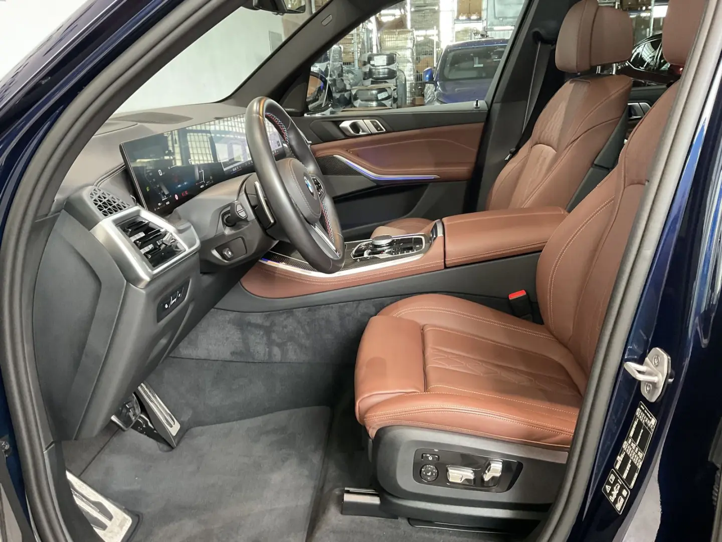 X5 M60i xDrive M Sportpaket Pro, Integral-Aktivl
