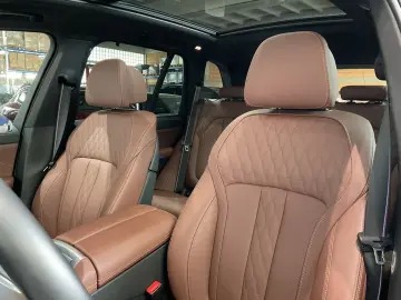 X5 M60i xDrive M Sportpaket Pro, Integral-Aktivl