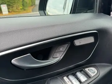 Mercedes Vito Tourer 124 CDI Edition 4x4 lang