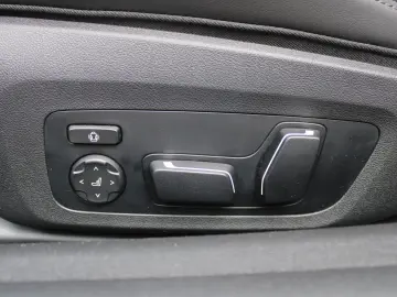 M4 Competition Coupé KAMERA+E SITZE+HUD+LED
