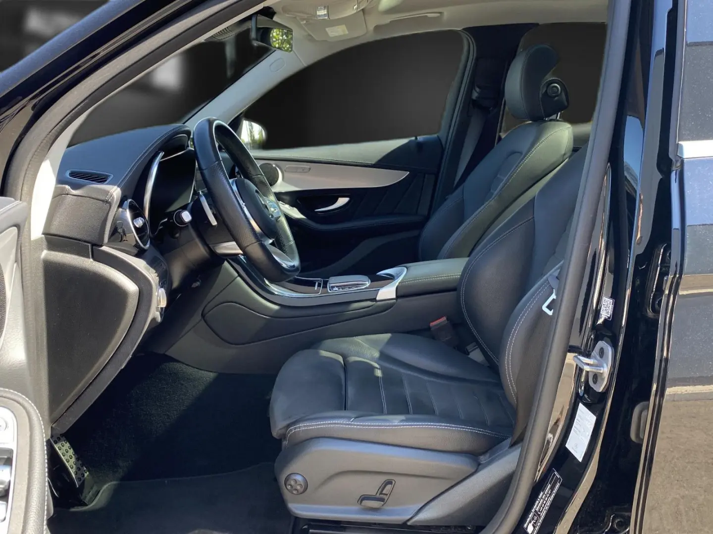GLC 300 e AMG 19*Pano*Kamera*AHK*Sound*Leder*
