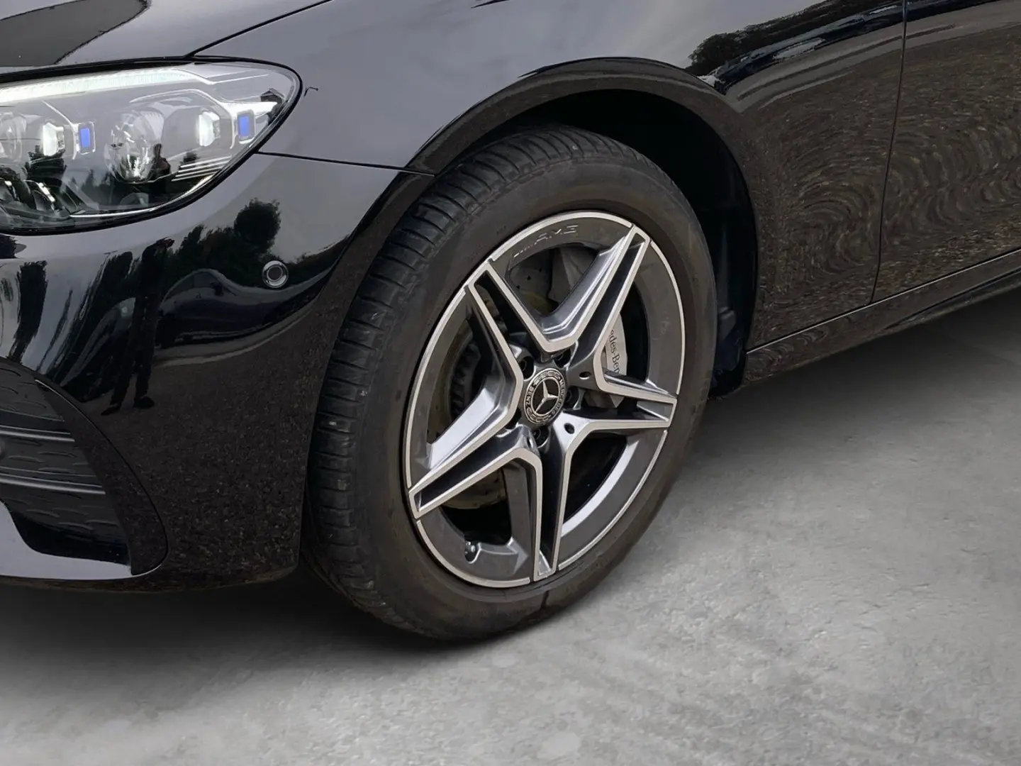 E 300 e 4M AMGL/Ventilation/360/Burmester/HUD/Sunroof