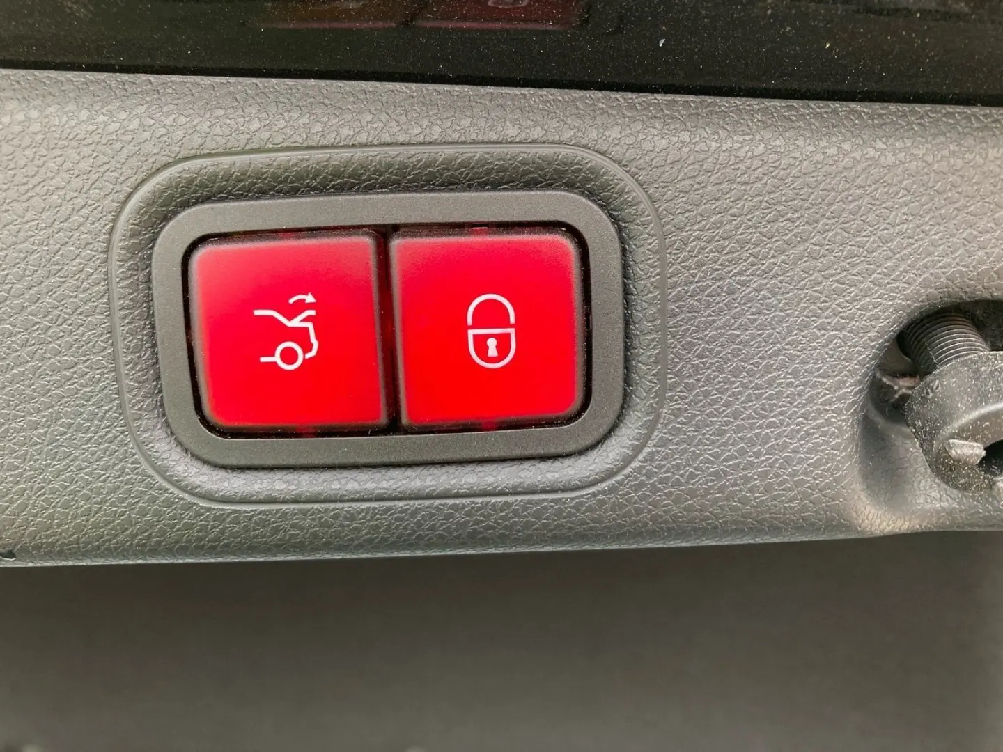 E 300 e 4M AMGL/Ventilation/360/Burmester/HUD/Sunroof