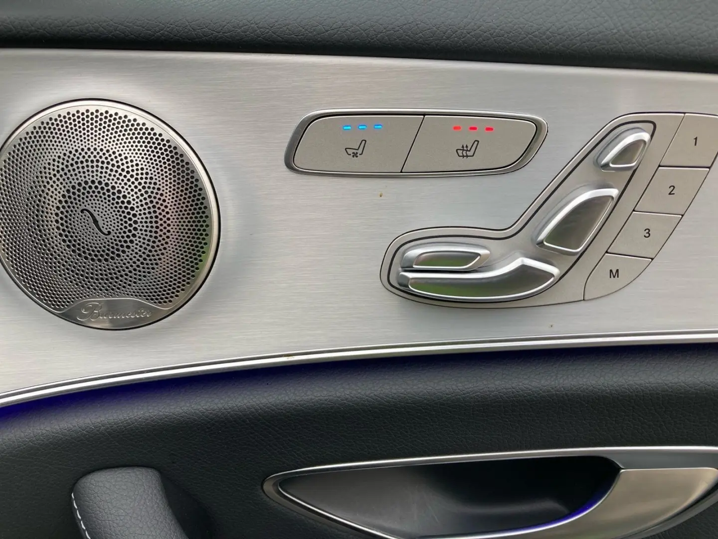 E 300 e 4M AMGL/Ventilation/360/Burmester/HUD/Sunroof