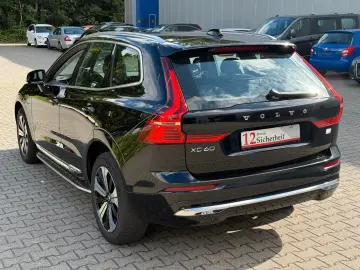 XC60 Inscription Expression Recharge Plug-In Hyb