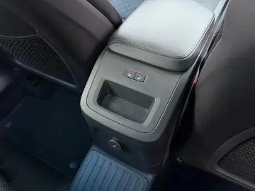 XC60 Inscription Expression Recharge Plug-In Hyb