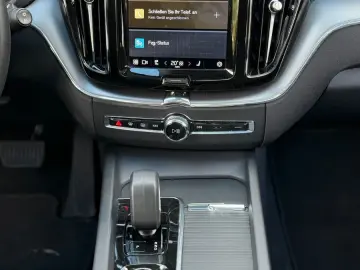 XC60 Inscription Expression Recharge Plug-In Hyb