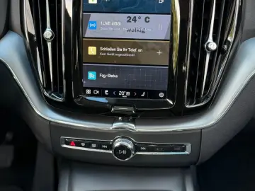 XC60 Inscription Expression Recharge Plug-In Hyb