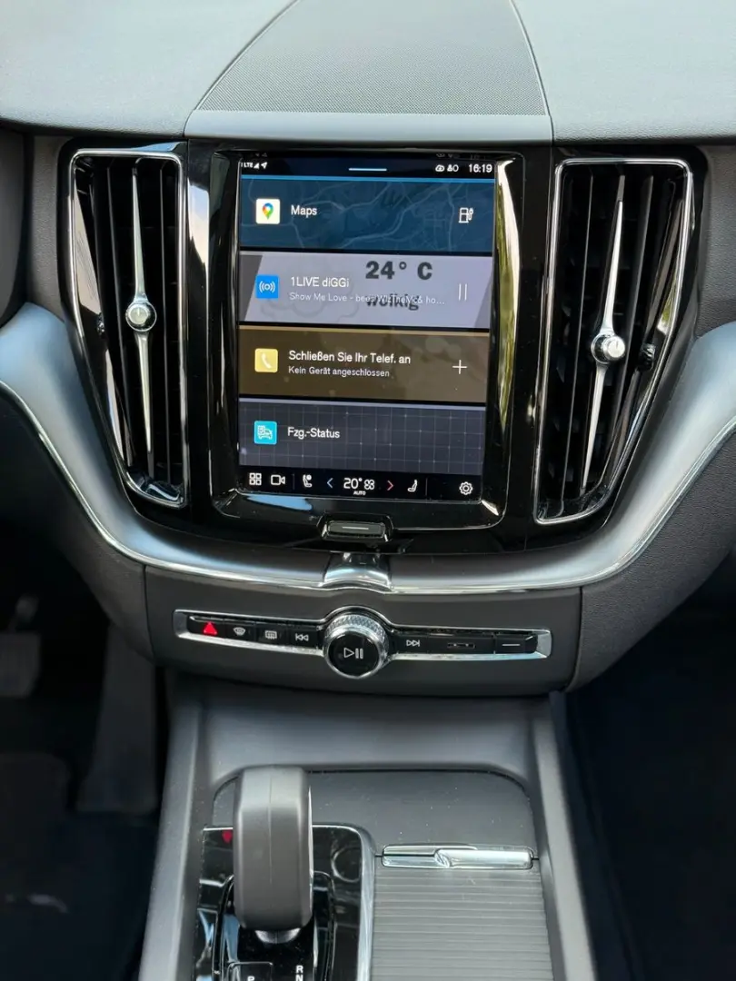 XC60 Inscription Expression Recharge Plug-In Hyb