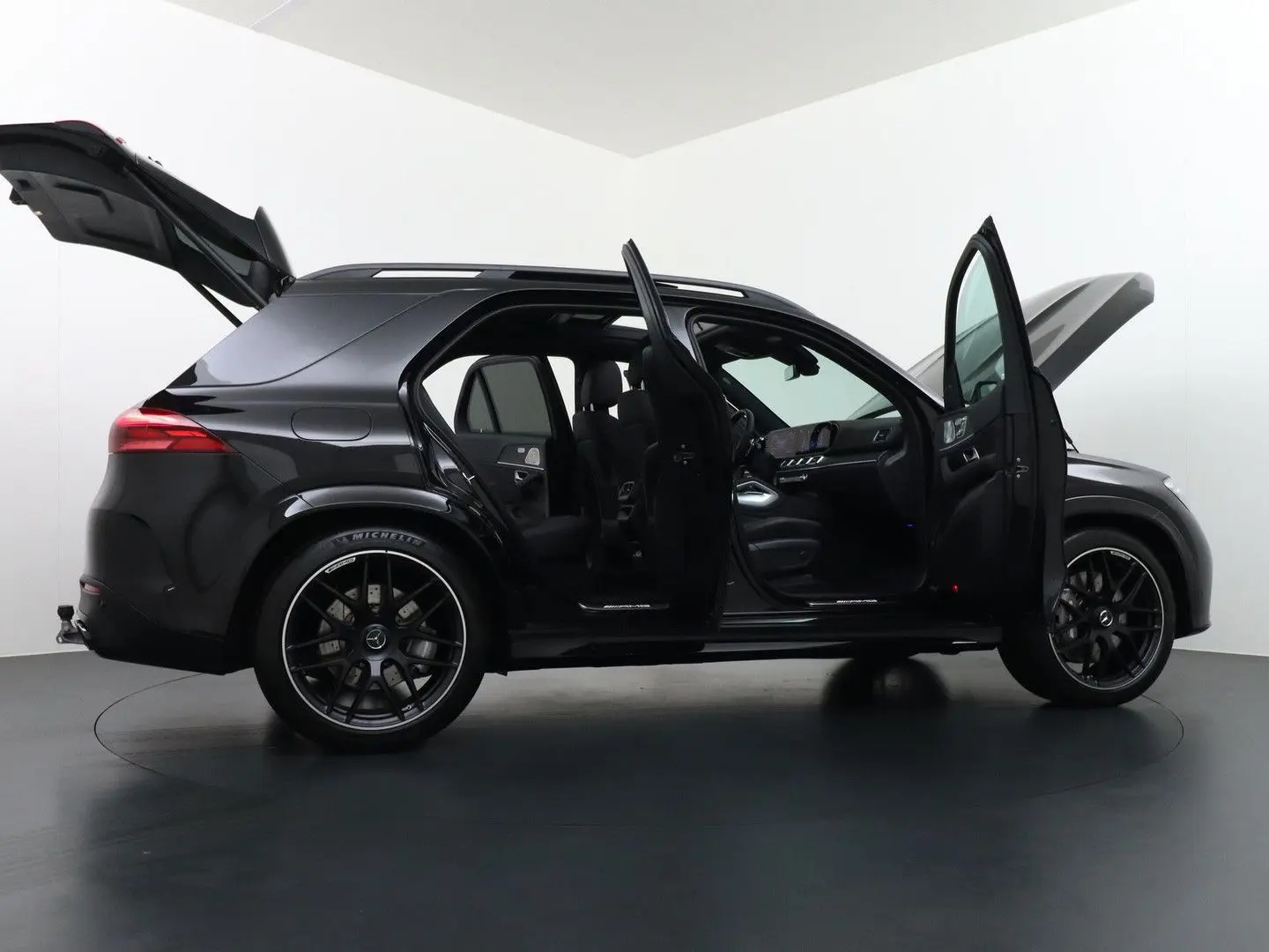 GLE 53 AMG Hybrid 4MATIC+ Panorama dak | AHK | N