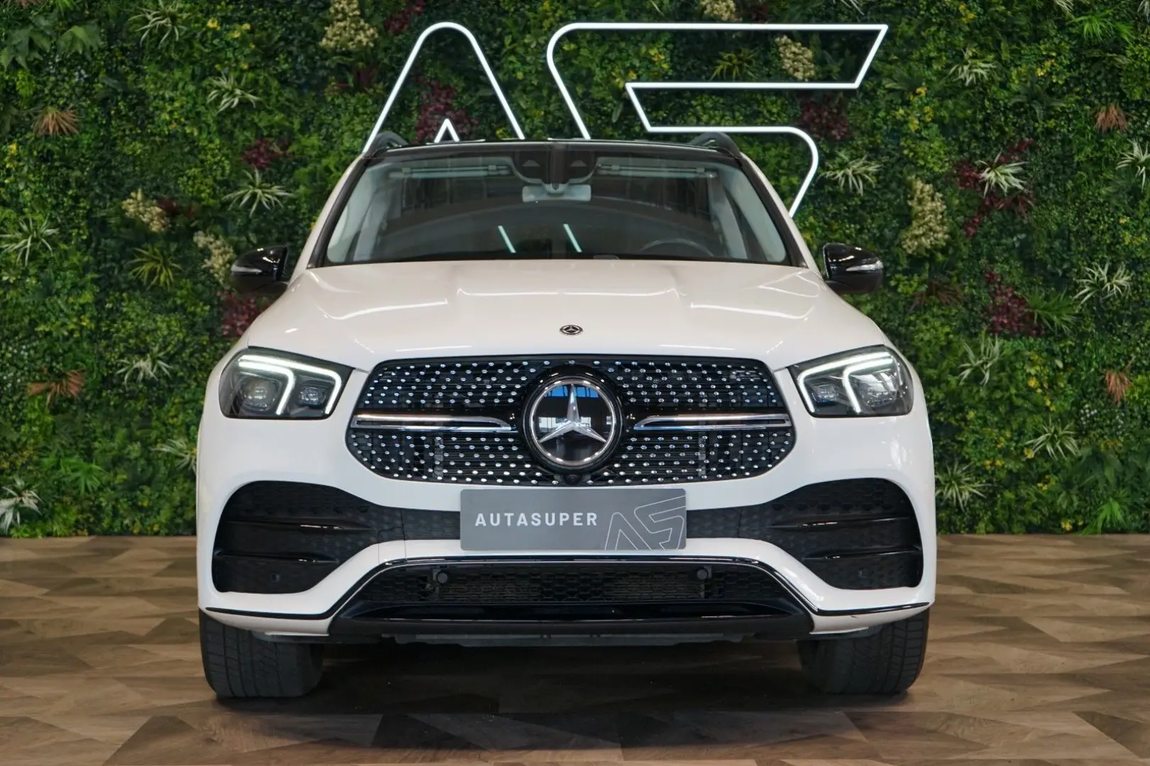GLE450*4M*PANO*MASSAGE*TOW*360*7-SEATS*