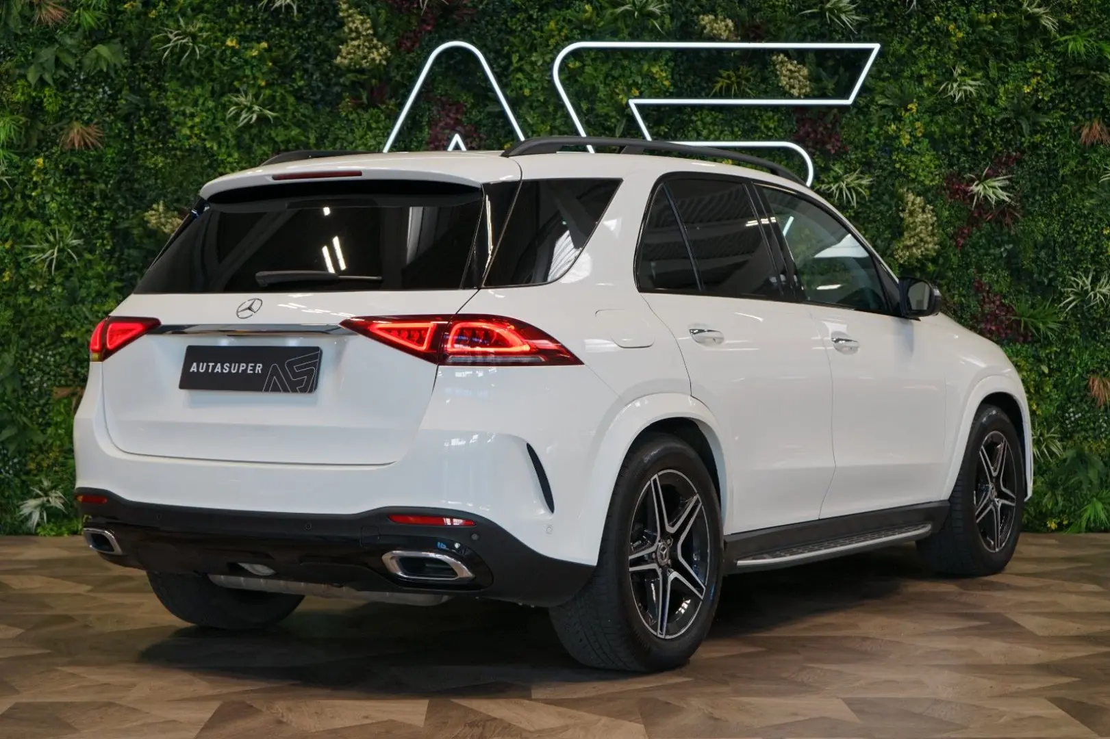 GLE450*4M*PANO*MASSAGE*TOW*360*7-SEATS*