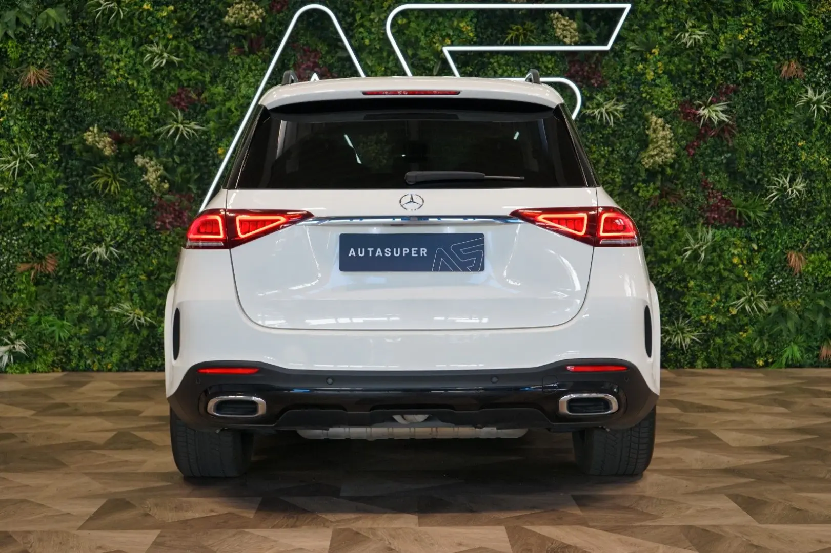 GLE450*4M*PANO*MASSAGE*TOW*360*7-SEATS*