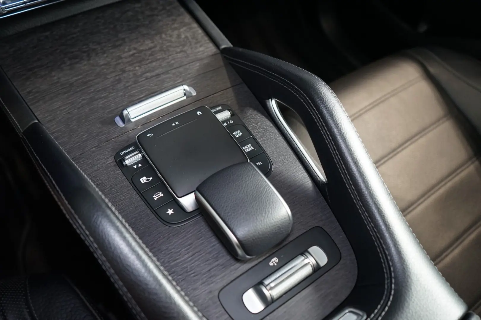 GLE450*4M*PANO*MASSAGE*TOW*360*7-SEATS*