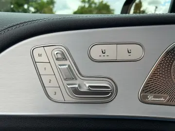 GLE 300 d 4M AMG+AHK+AIRMATIC+360°+KEYLE+BURMEST