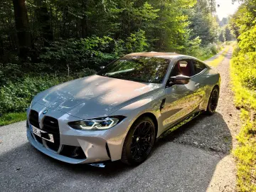 BMW M4 Carbon Handschalter Garantie bis 2027
