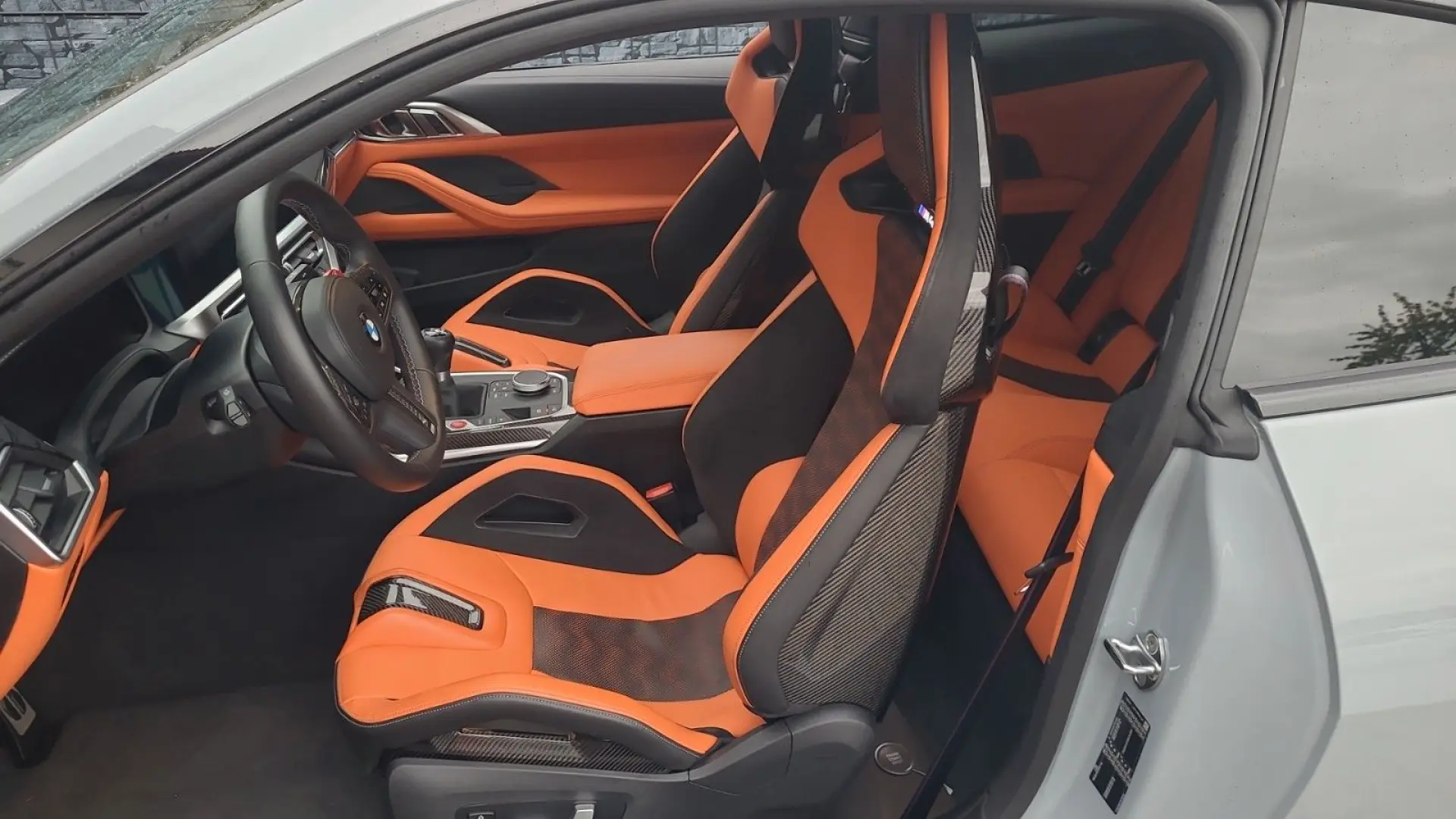 BMW M4 Carbon Handschalter Garantie bis 2027