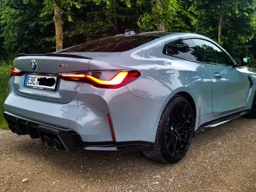 BMW M4 Carbon Handschalter Garantie bis 2027
