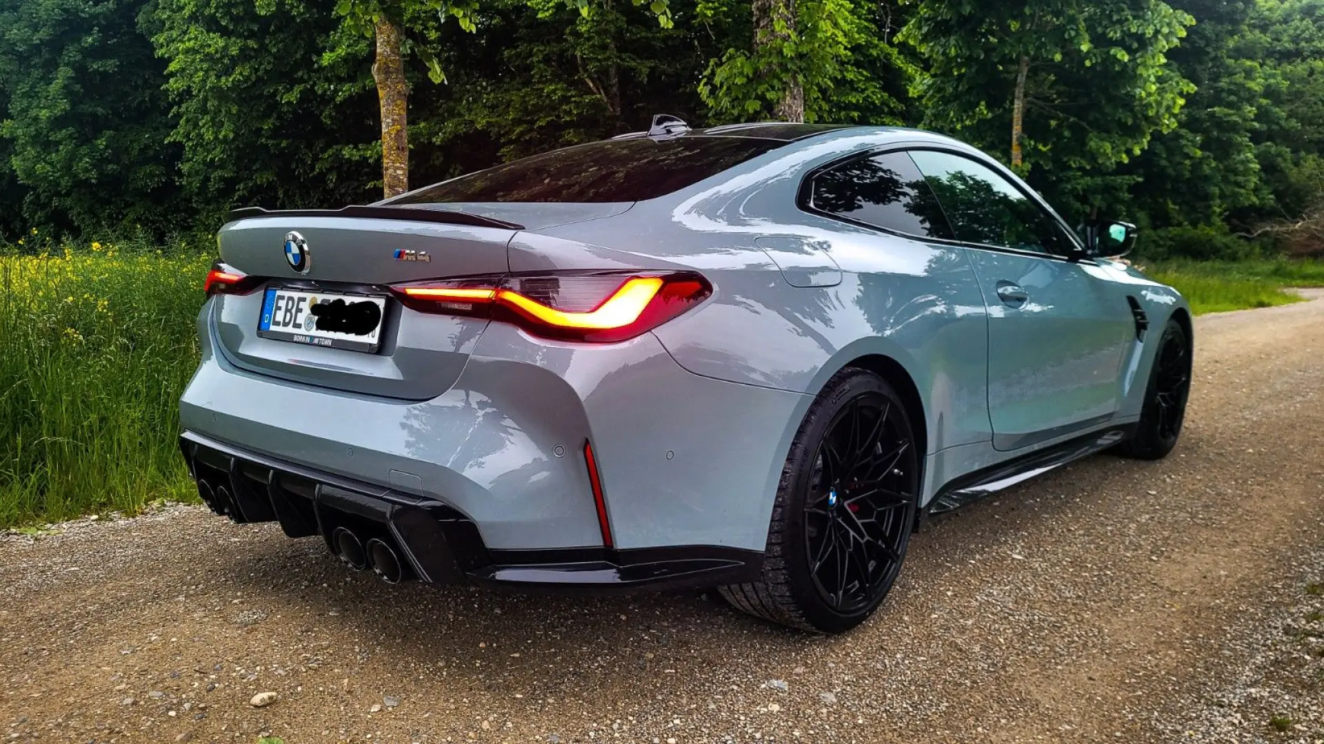 BMW M4 Carbon Handschalter Garantie bis 2027