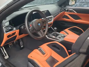BMW M4 Carbon Handschalter Garantie bis 2027