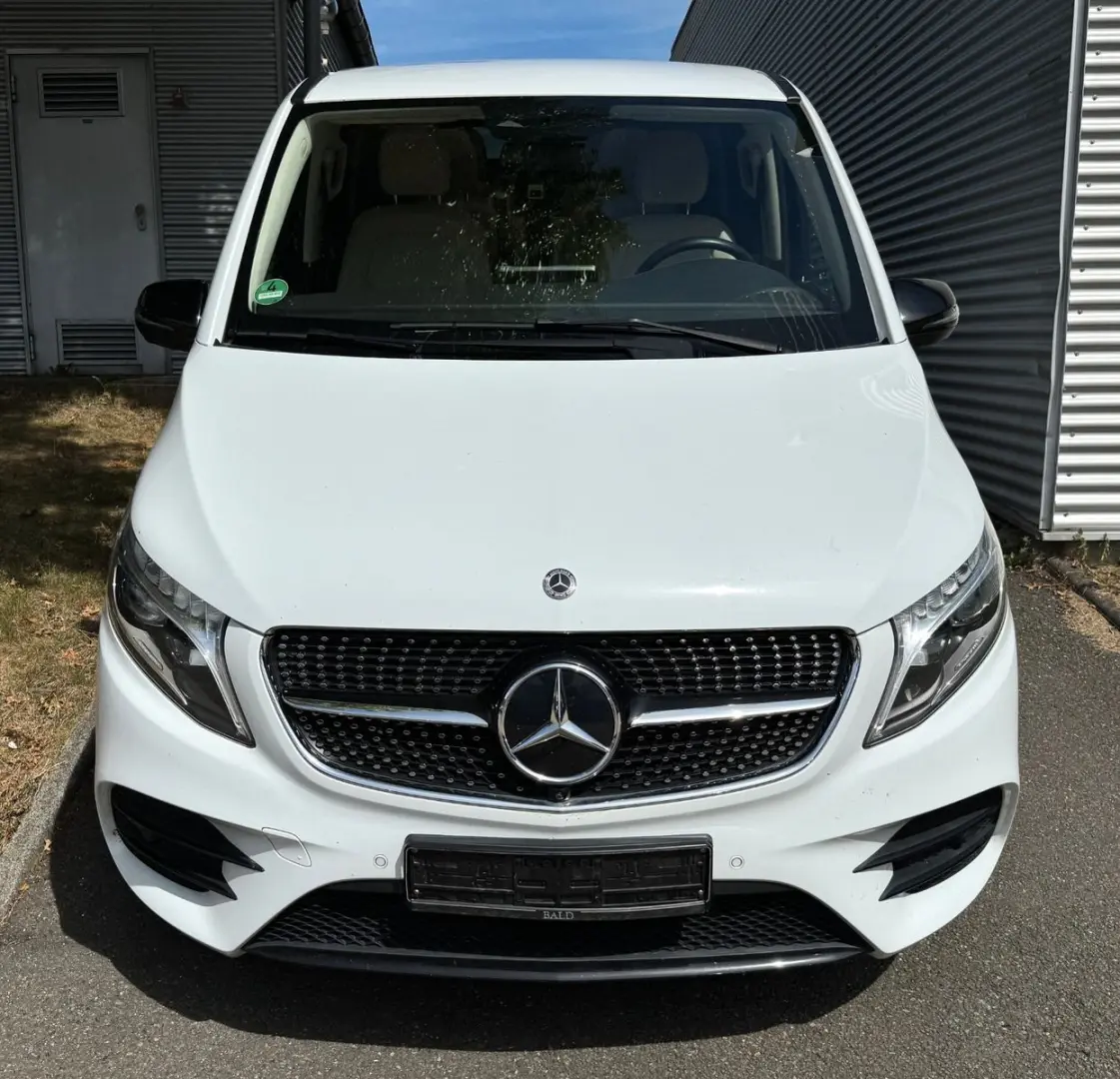 Mercedes-Benz V 300 d Lang Exclusive Edition AMG-Line 4Matic