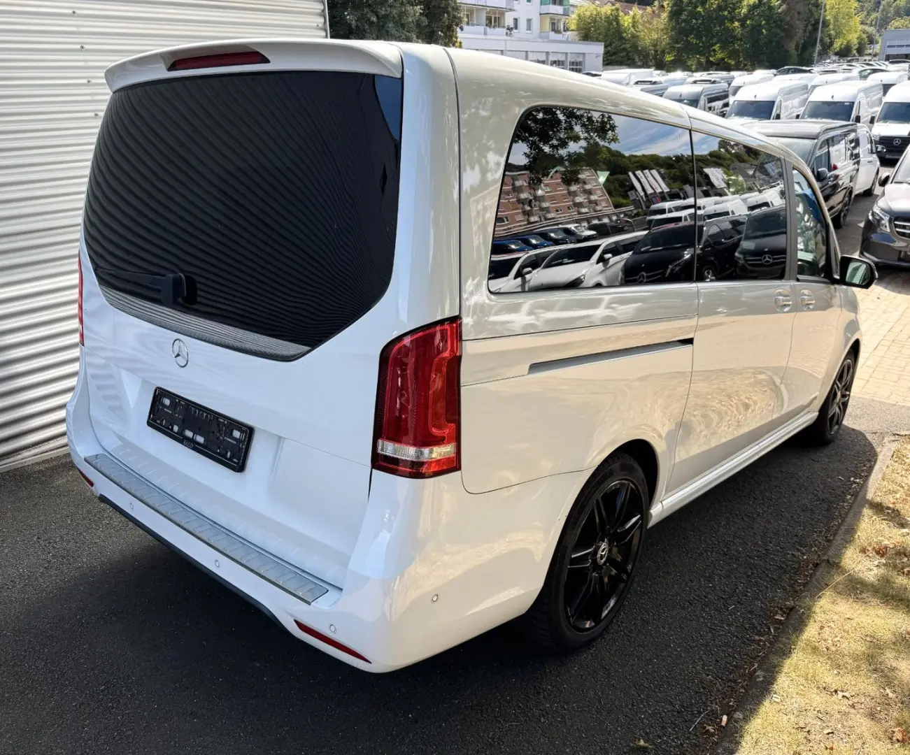 Mercedes-Benz V 300 d Lang Exclusive Edition AMG-Line 4Matic