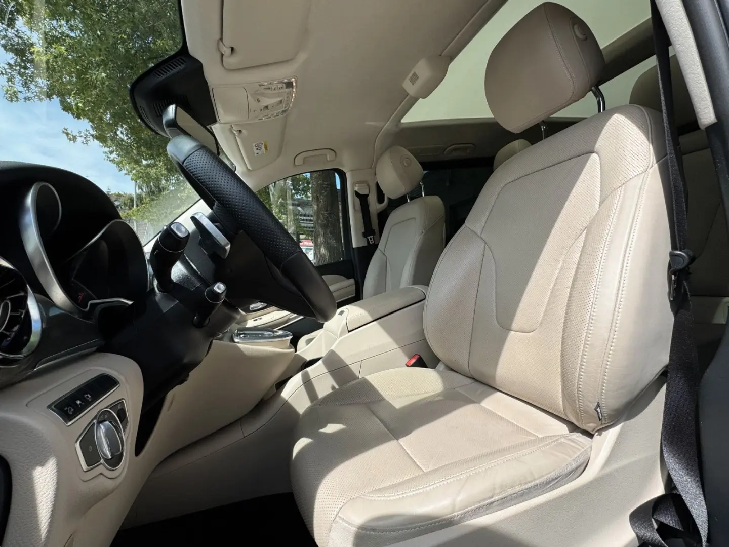 Mercedes-Benz V 300 d Lang Exclusive Edition AMG-Line 4Matic