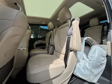 Mercedes-Benz V 300 d Lang Exclusive Edition AMG-Line 4Matic