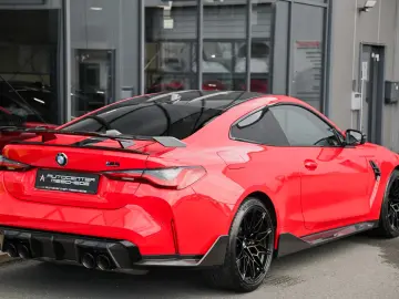 M4 Competition xDrive M Race Track M Performance